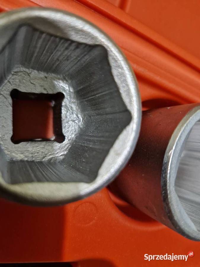 KLUCZE NASADOWE 34 6KĄTNE 21el 1950mm TIR Głogowa