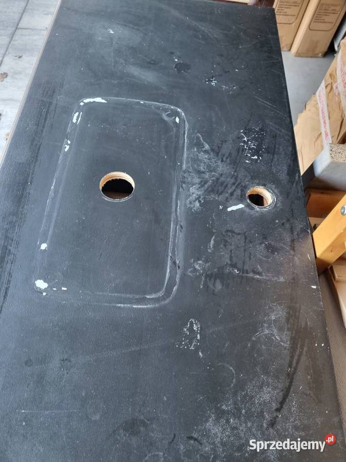 biurko przerobione na szafkę łazienkową Bydgoszcz