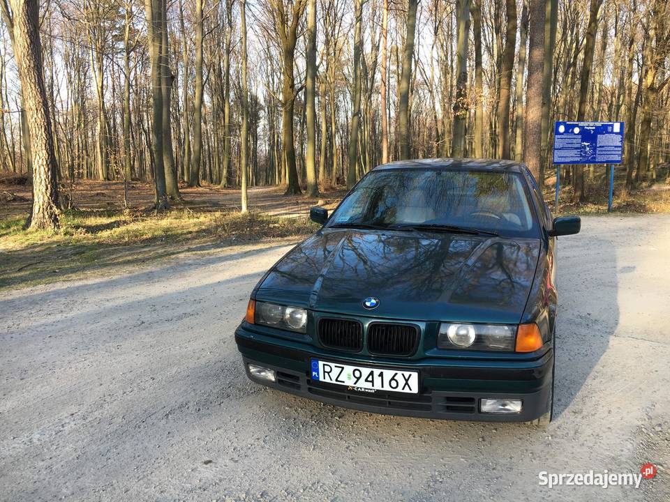 BMW E36 328i sedan 1995