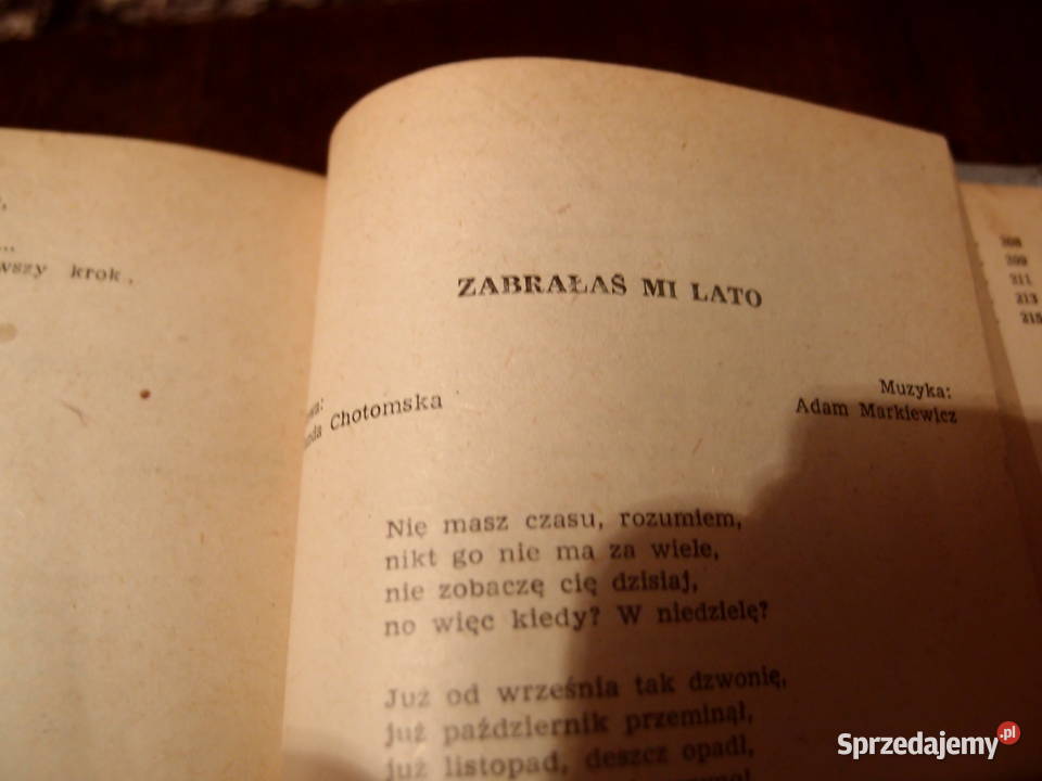 Śpiewnik Iskier Zbigniew Adrjański wydanie 1976r Muzyka Łódź