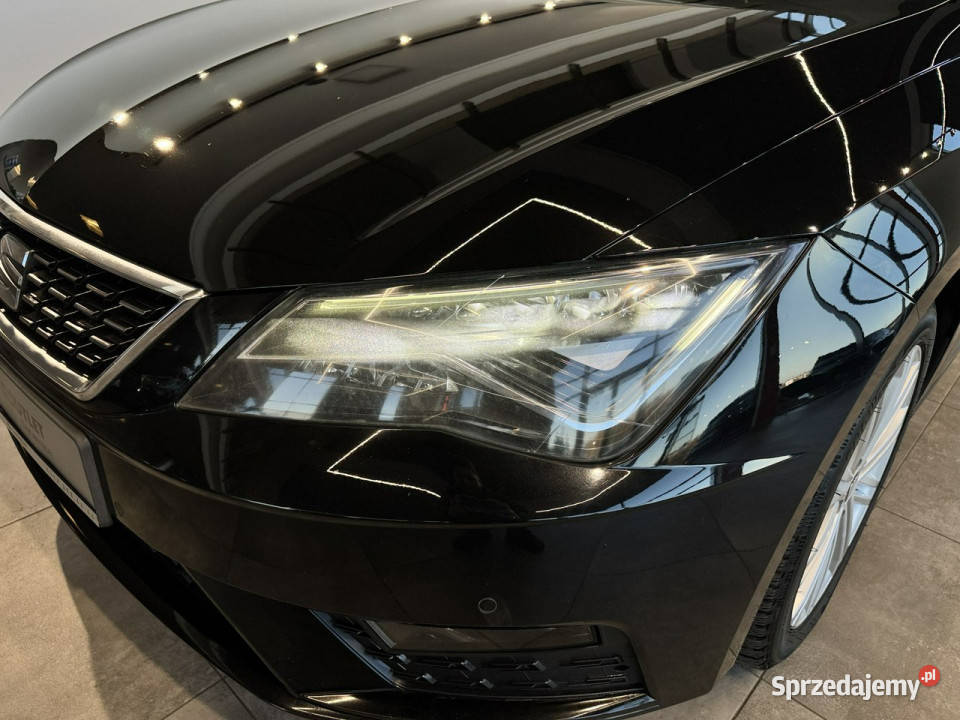 Seat Leon ST Xcellence 14TSI 125 M6 2017 r salon elektrochrom. lusterko wst. Myślenice sprzedam