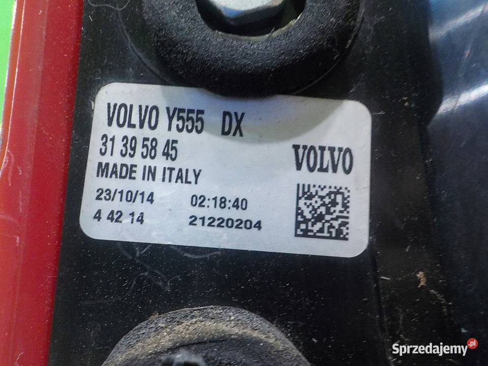 VOLVO V40 II 16D2 14r 5D lampa prawa tyl Suków