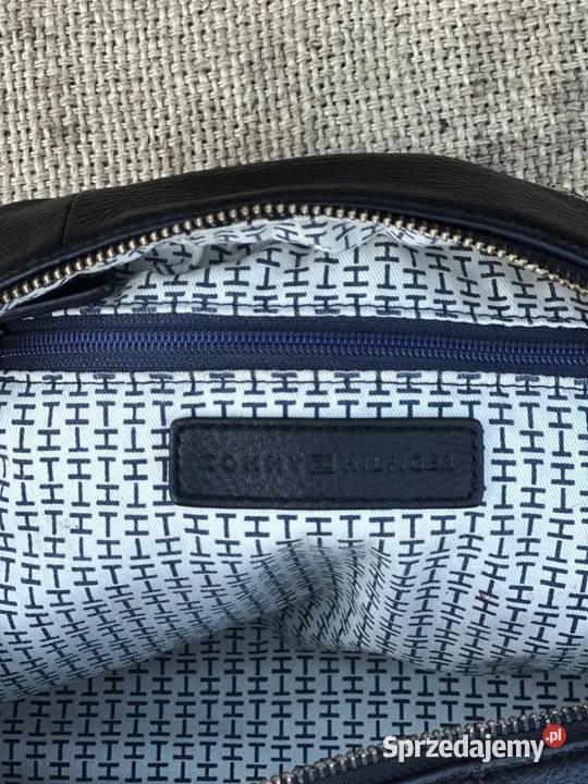 Tommy Hilfiger Kuferek Torebka do Ręki na Ramię 12cm