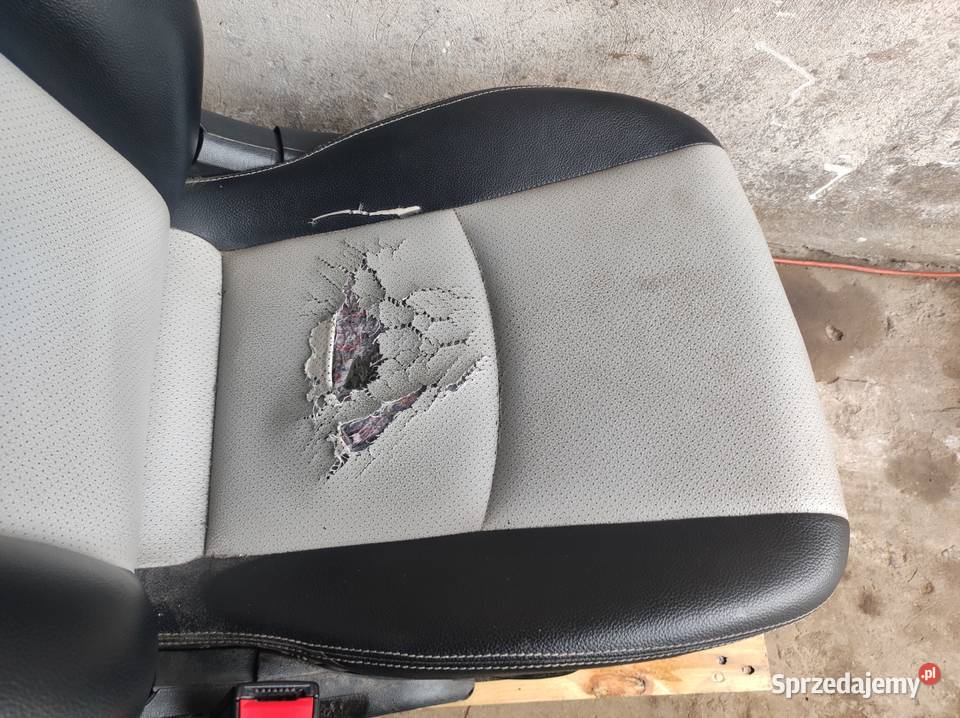 Mercedes W203 Coupe CLS fotel kierowcy Opacz-Kolonia