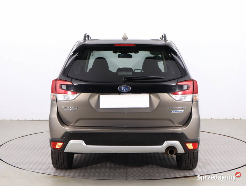 Subaru Forester 20 eBoxer MHEV brązowy