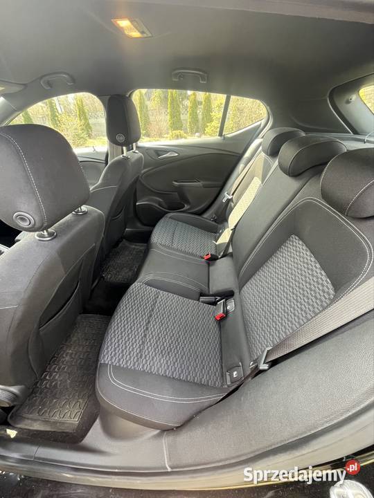 Sprzedam Opel Astra K światła do jazdy dziennej