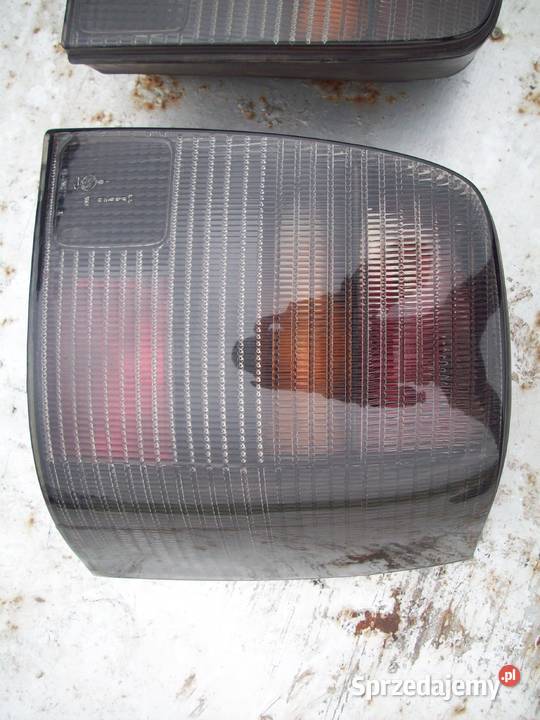 VW PASSAT B5 KOMBI lampy tył ciemne ori
