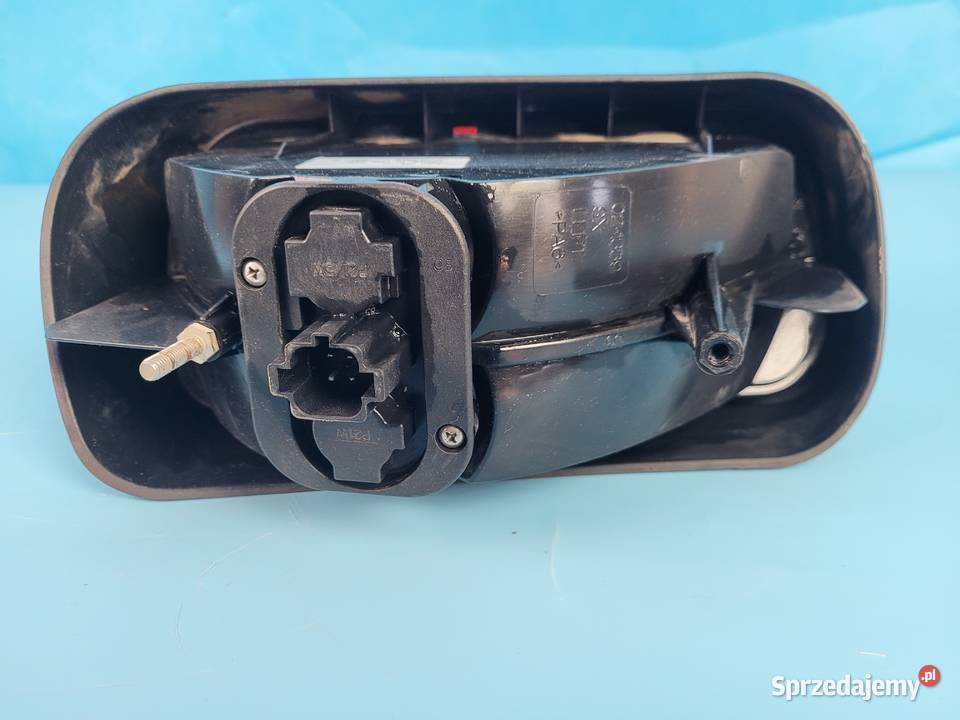 CASE IH PUMA 145 12r LAMPA ZESPOLONA LEWA TYŁ Kolno