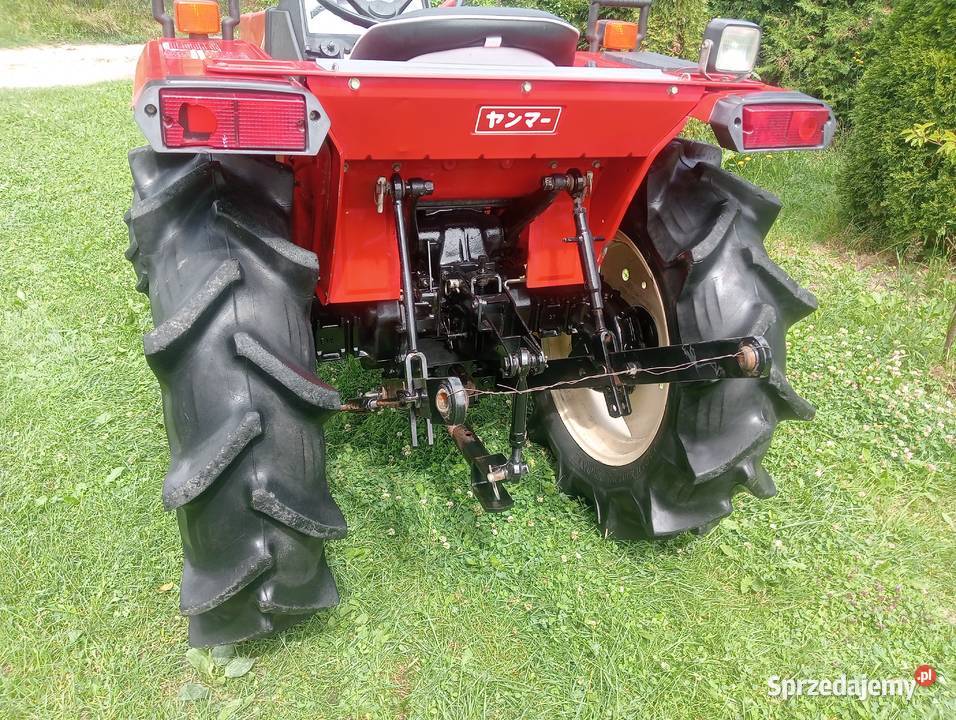 Ciągnik 4x4 Kubota 20 wspomaganie kierownicy podkarpackie Jasienica Rosielna sprzedam