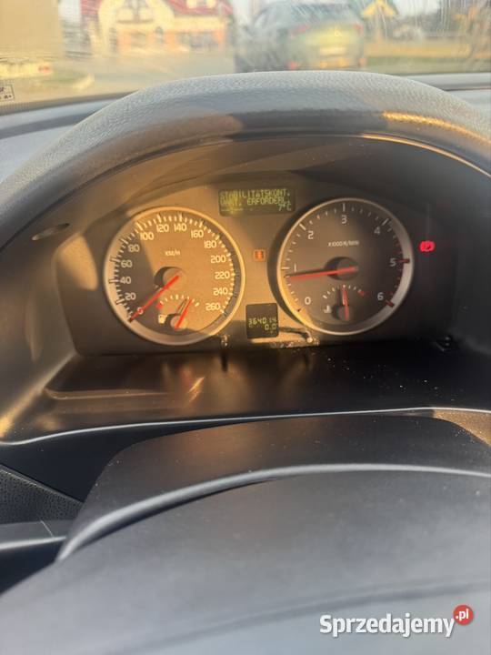 Piękne komfortowe Volvo v50 20Diesel 14lat w