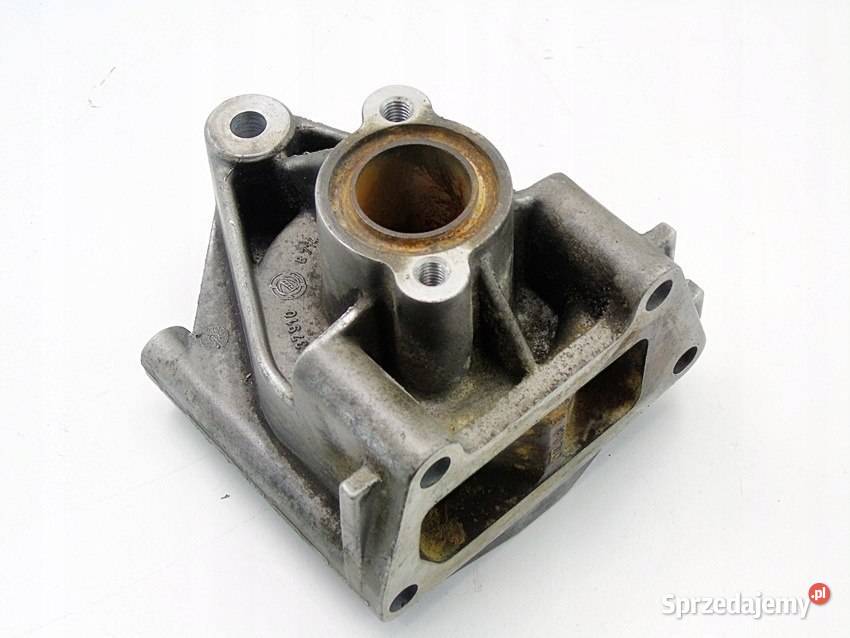 OBUDOWA POMPY WODY 16 16V STILO DOBLO MULTIPLA Sosnowiec