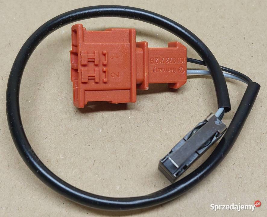 MIKROSTYK MIKROPRZEŁĄCZNIK ZAMKA KLAPY VW GOLF 3 osobowe Wyposażenie wnętrza Mielęcin