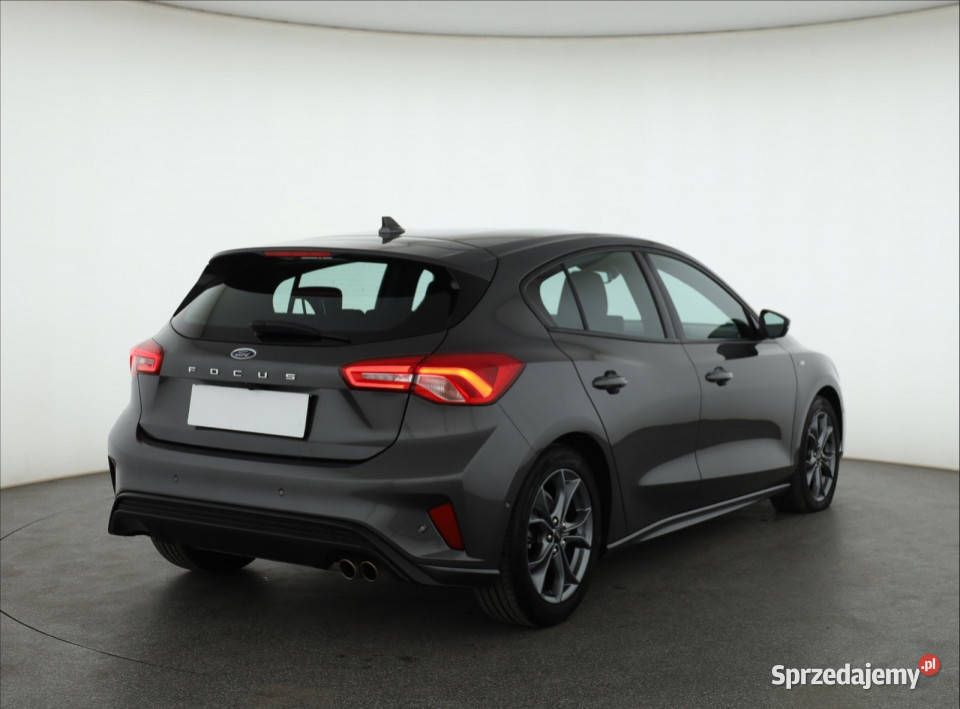 Ford Focus 10 EcoBoost Hatchback