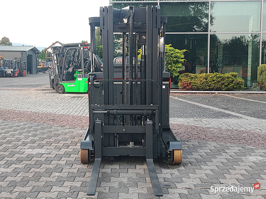Wózek wysokiego podnoszenia Linde R1401 triplex Kęty