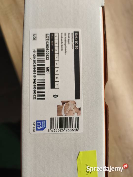 Temblak orteza dziecka wiek około 5 lat Zdrowie i Uroda