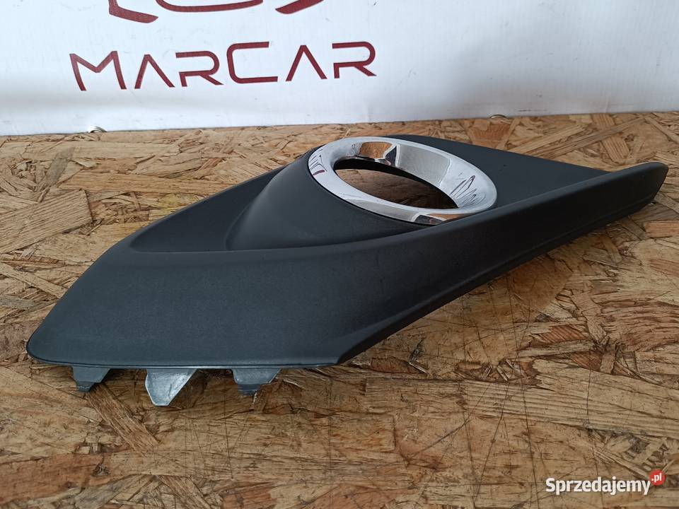 MAZDA 3 III BM 13 KRATKA RAMKA HALOGENU LEWY wielkopolskie Pleszew