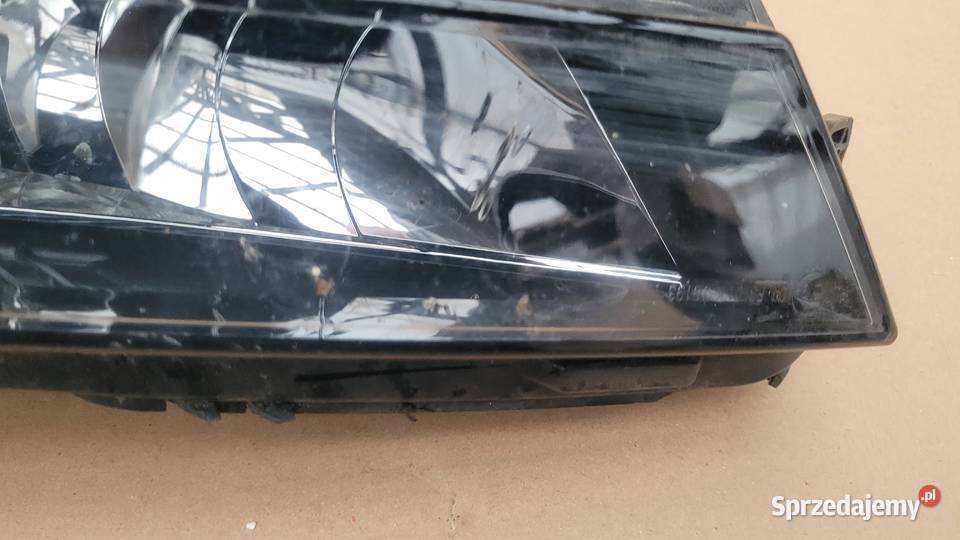 SKODA OCTAVIA III 5E LIFT HALOGEN LEWY PRZEDNI Ruda Śląska