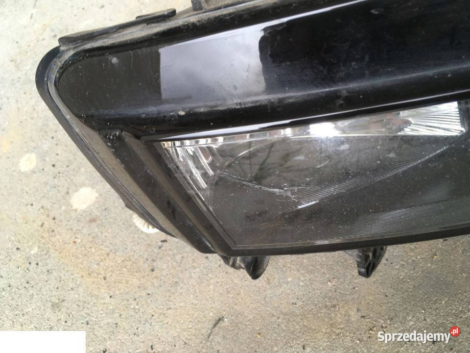VOLKSWAGEN GOLF VII HALOGEN PRAWY 5G0941662 Kozubszczyzna