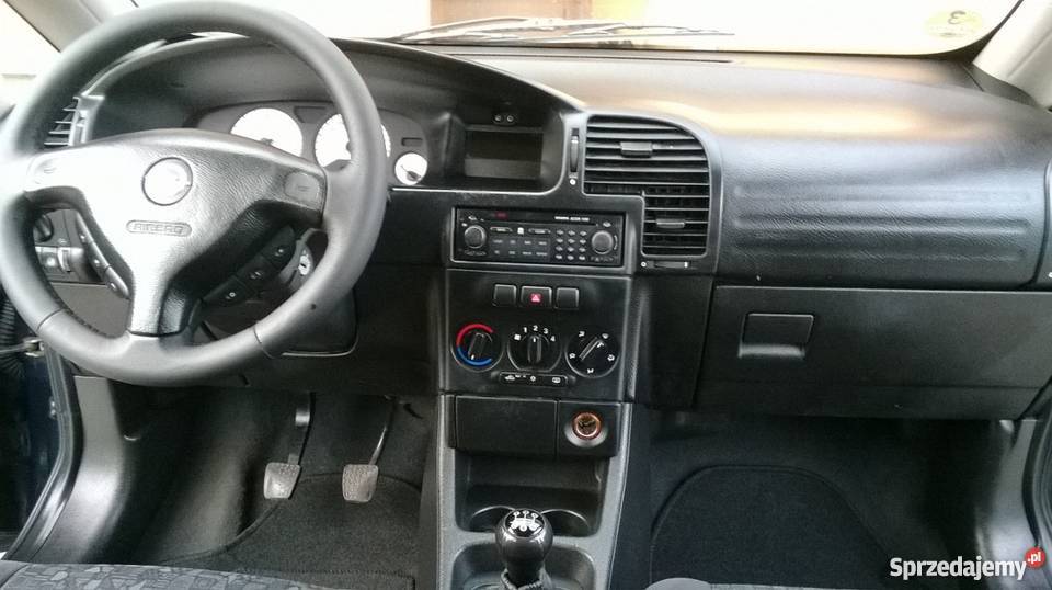 Opel Zafira 2002 r 20 Diesel bezwypadkowy Piaseczno