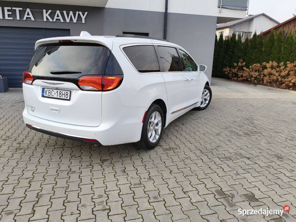 Chrysler Pacyfica skórzana tapicerka Bochnia