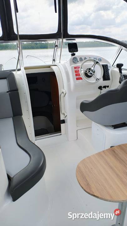 Jacht motorowy Coral 690 Coral 750 w top wersji Żeglarstwo Giżycko