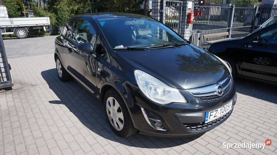 Opel Corsa zarejestrowany ubezpieczony Gwarancja Zielona Góra