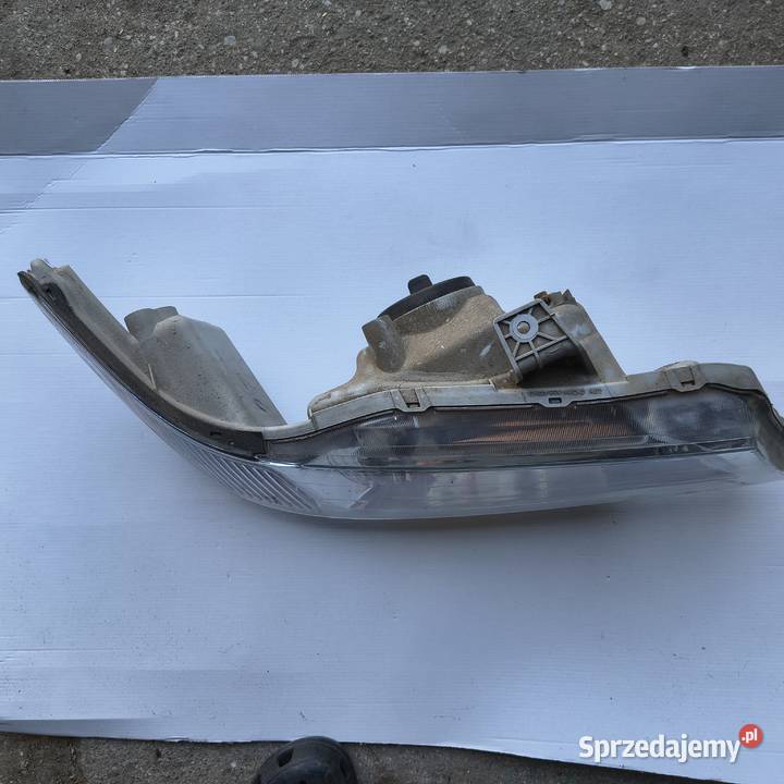 Lampa przednia prawa reflektor Honda Odyssey osobowe