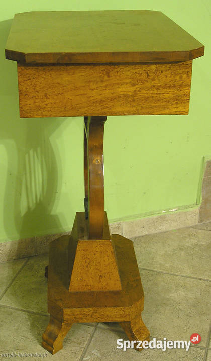Niciak stolik w stylu Biedermeier Sopot