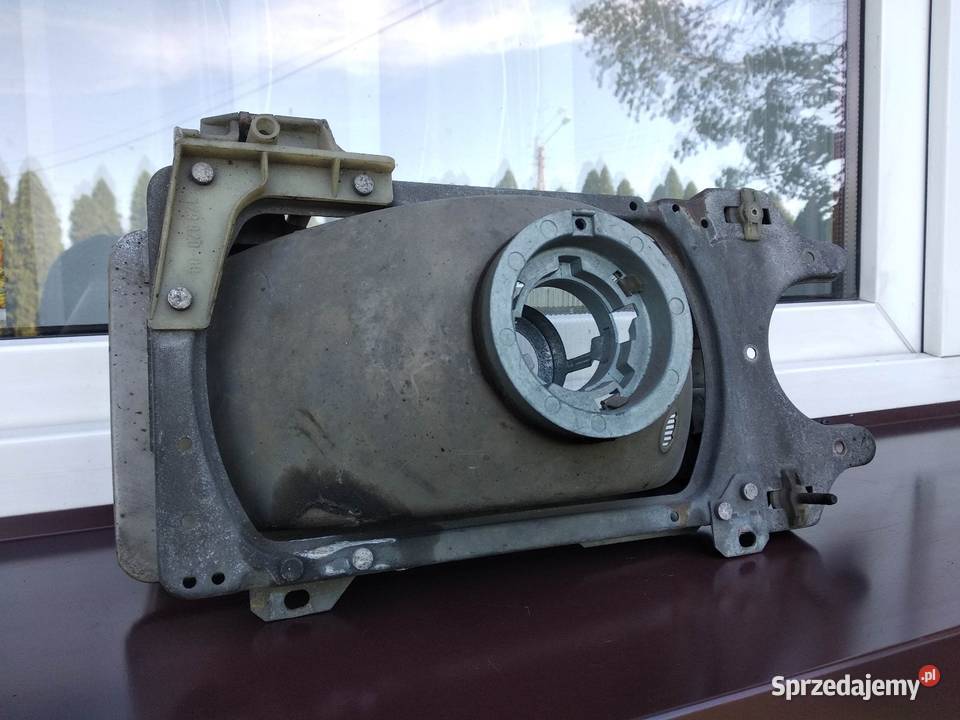 Audi 80 90 B2 lampa przednia prawa reflektor Sieradz