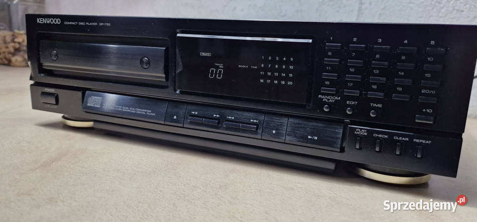 odtwarzacz kompaktowy CD player Kenwood DP 730