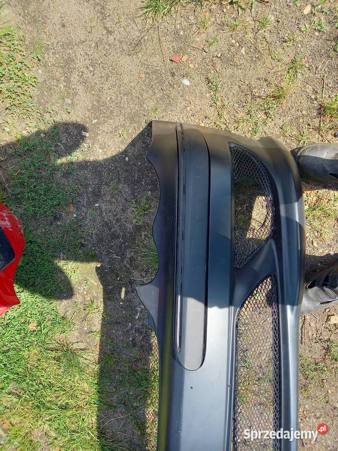 Sprzedam zderzak przedni do Mercedesa W203 Zderzaki Karoseria Boronów