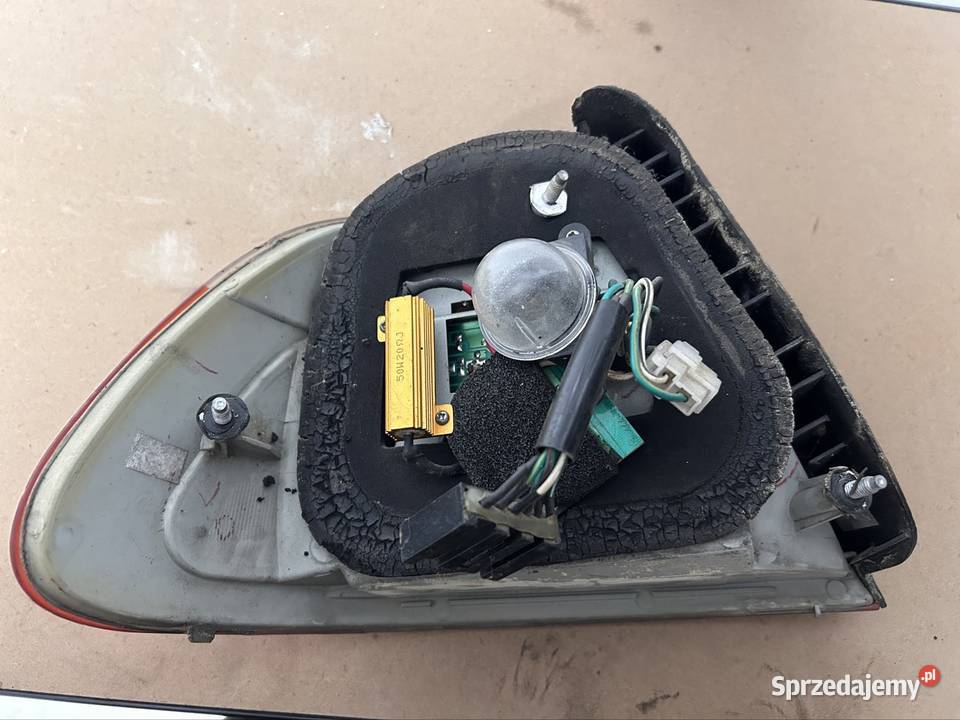 Prawa lampa tył BMW E46 coupe łódzkie Radomsko