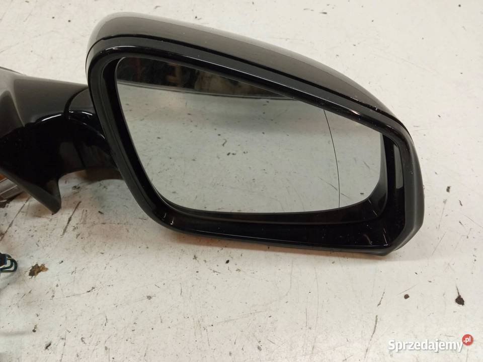 LUSTERKO PRAWE 7PIN EUROPA LIFT CZARNE Bmw Seria Rok produkcji 2016 sprzedam