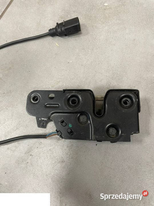 Audi A4 A5 Q5 8K1 zamek maski przód Kozubszczyzna