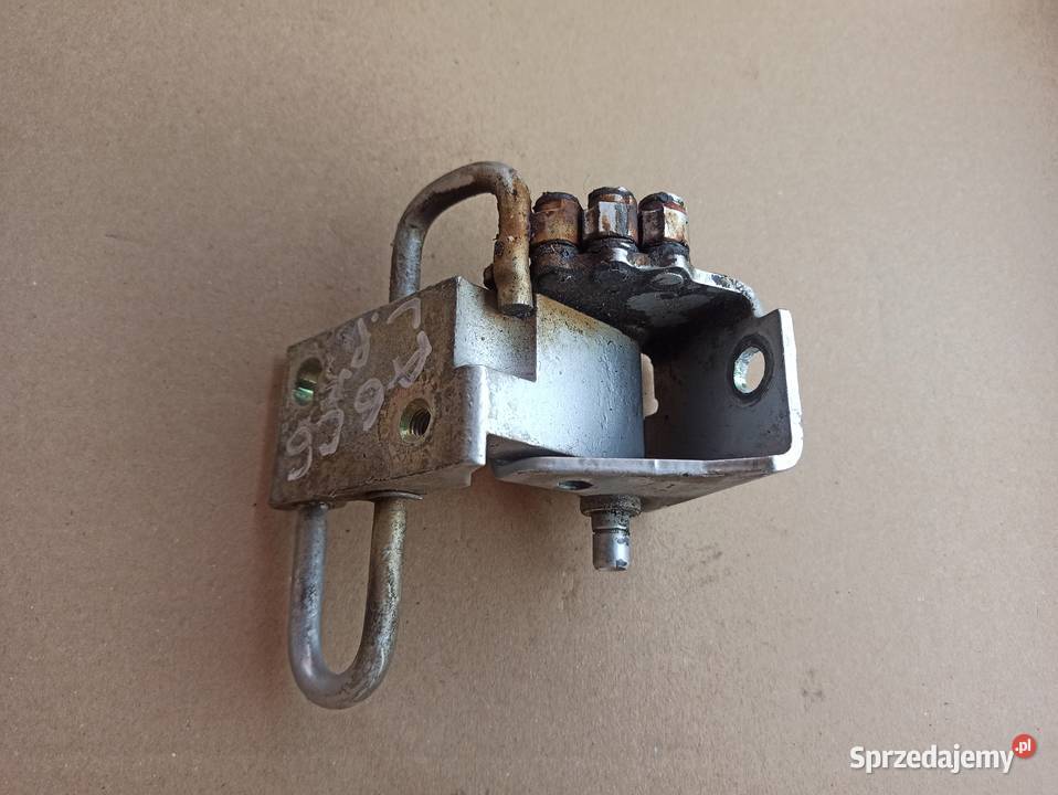 ZAWIAS DRZWI LEWY PRZÓD 8E0831411L AUDI A4 B6 A4