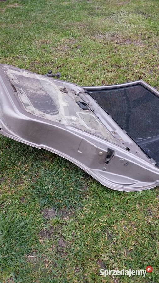 Drzwi prawy tył Bmw e30 sedan Drzwi Ścinawa sprzedam