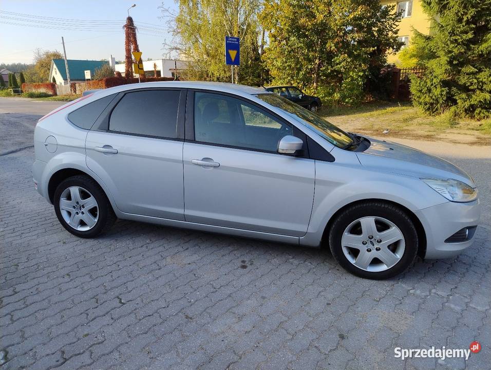 Ford Focus 16 benzyna świetny stan srebrny podlaskie