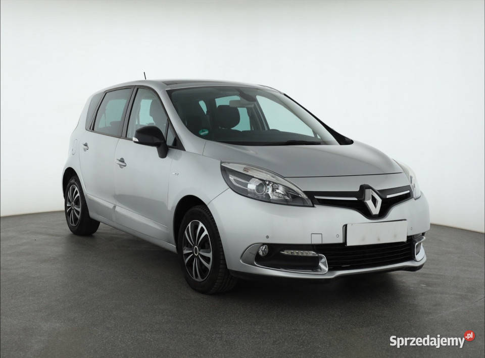 Renault Scenic 12 TCe MPV