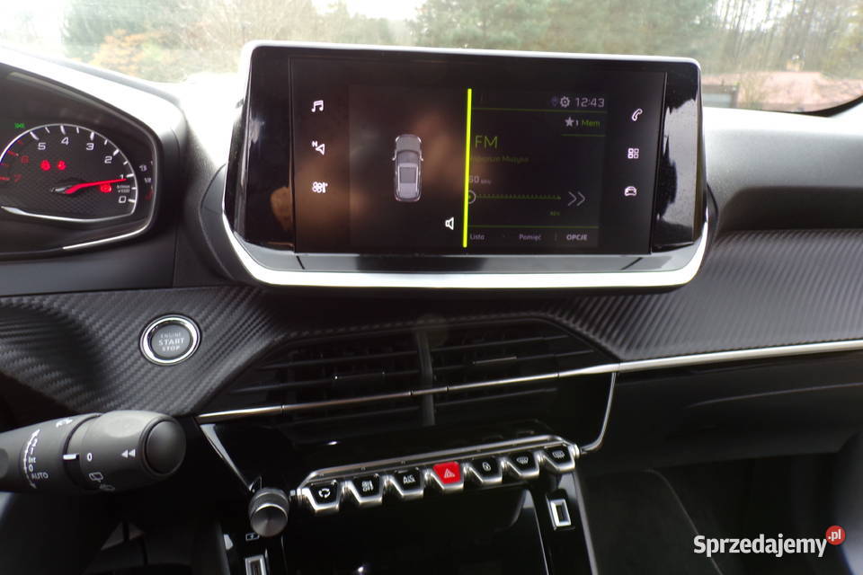 Peugeot 2008 12 PureTech 130 Super Stan gniazdo AUX