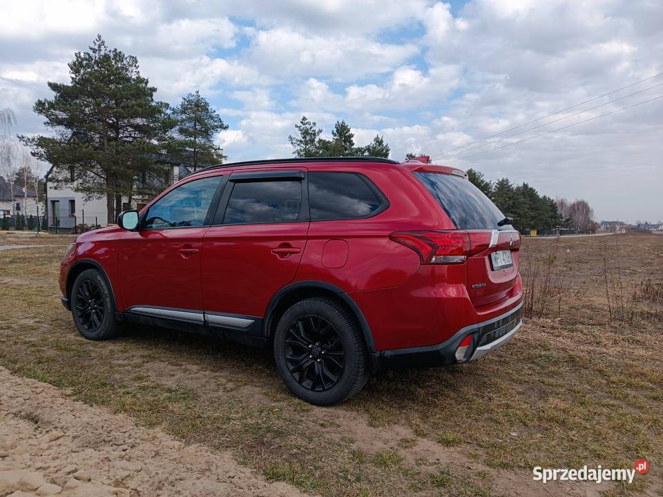 Mitsubishi Outlander 24 AWD 2018 Przypki sprzedam