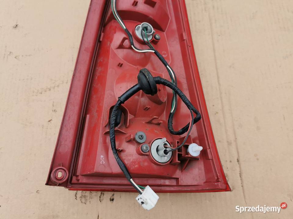 Lampa tył tylnia lewa lh mazda Premacy lift 0105 wielkopolskie Sieraków sprzedam