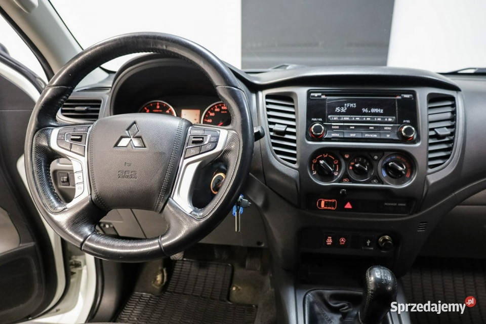 Mitsubishi L200 24l4x45osSalon PolskaHak Konstantynów Łódzki