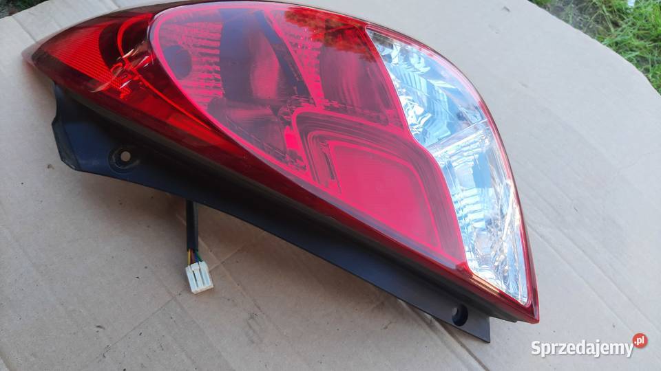 lampa tylna prawa lewa hyundai i20 lift FL Dębno sprzedam