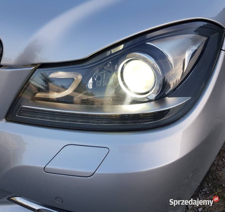 Lampa Reflektor BiXenon Led MERCEDES CKLASA W204 Radom