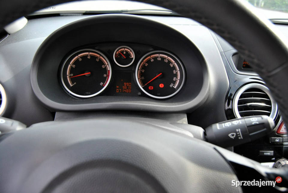 Opel Corsa 12 benzyna Zarejestrowany 2 SZTUKI aluminiowe felgi Modliborzyce sprzedam