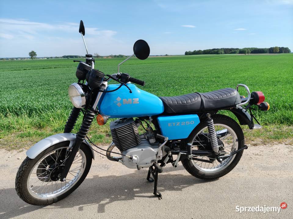 Motocykl MZ ETZ 250 1988 niebieska z dokumentami