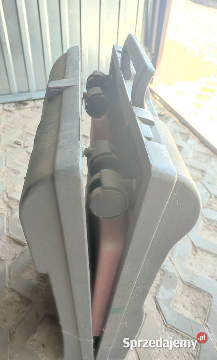 leżanka mechanika na kółkach Motycz sprzedam
