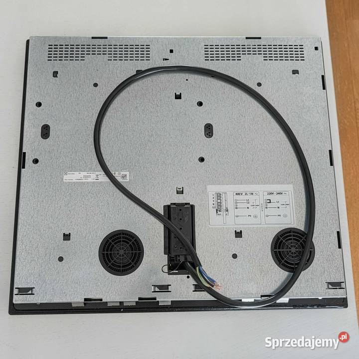 Płyta indukcyjna Electrolux 4 pola w pełni sprzedam
