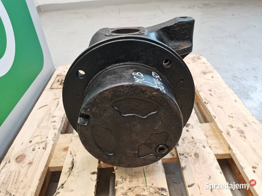 Zwolnica Zwrotnica Półoś JCB 52450 wielkopolskie Wilkowo