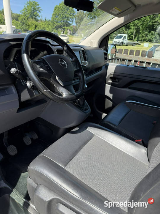 Opel Vivaro 20Cdti 150 idealny bogata wersja skórzana tapicerka